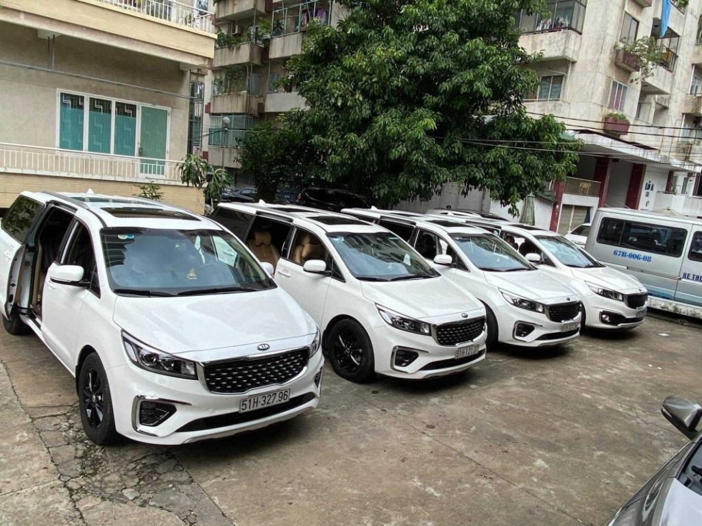 Thuê Xe Đưa Đám Tiệc